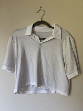 lululemon athletica White Short-Sleeve Collared Crop Top